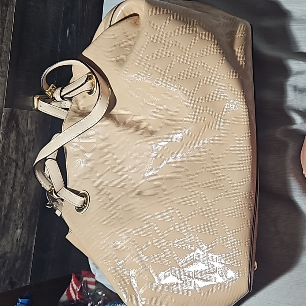 Michael kors purse hobo style